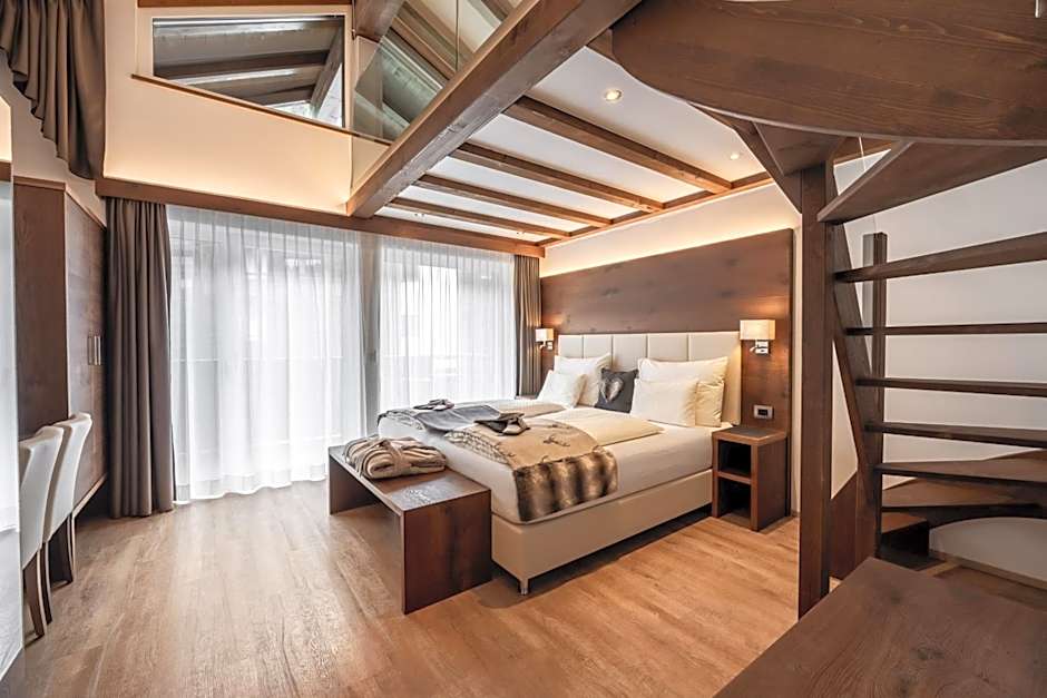 Arya Alpine Lodge