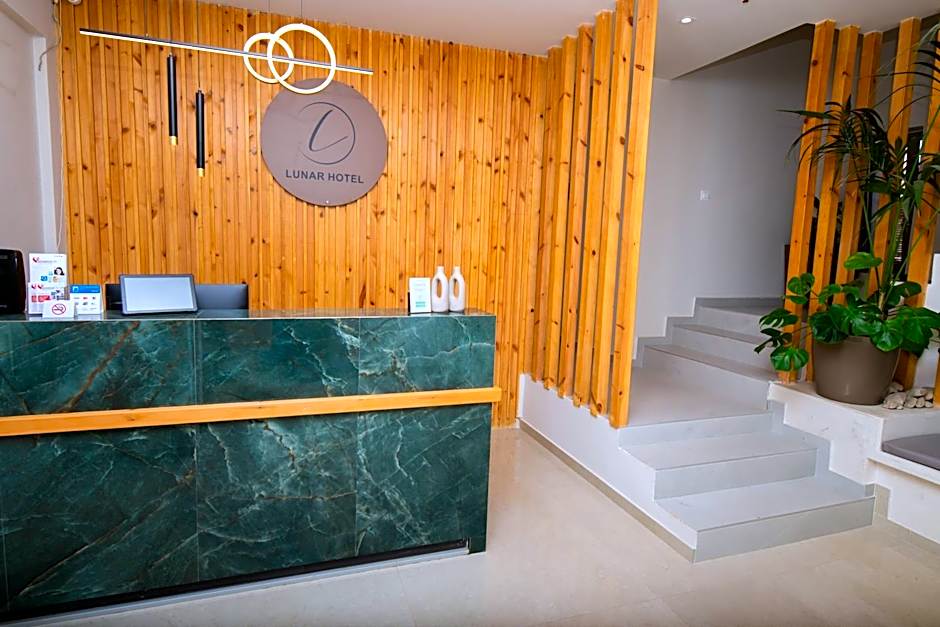 Lunar Hotel Modern Boutique