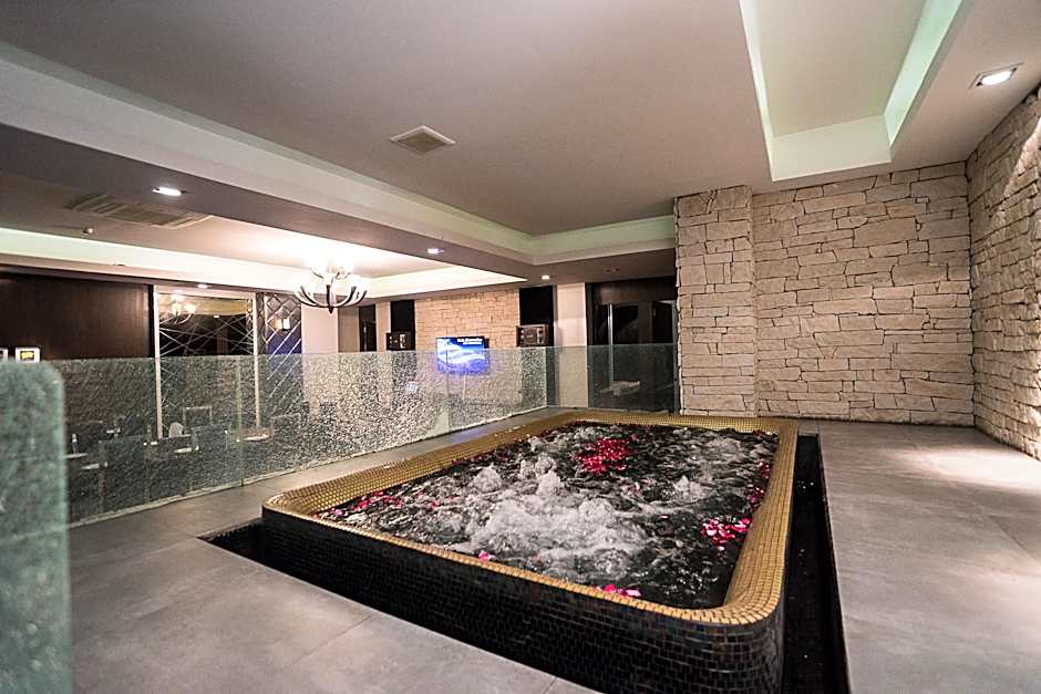 Kiss Gardenhome Chic Hotel