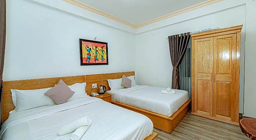 Ken's Backpackers Hotel