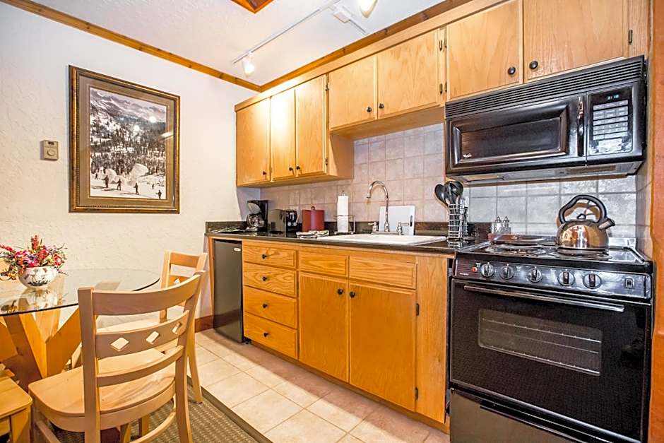 Kandahar Lodge at Whitefish Mountain Resort