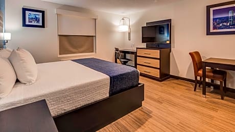 1 King Bed, Non-Smoking, Flat Screen Television, Microwave And Refrigerator, Coffee Maker, Hairdryer