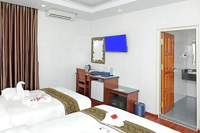 8Day Hotel
