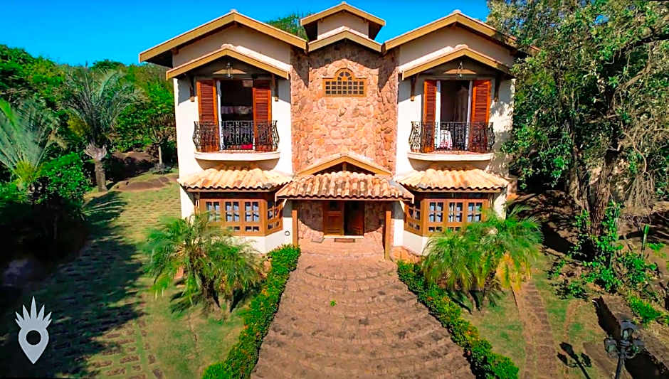 House with Pool & Gourmet Area in Indaiatuba