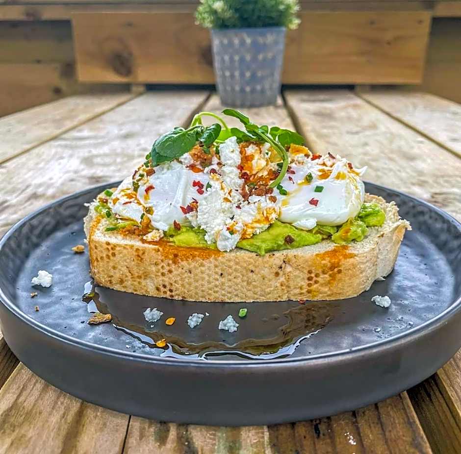 Arranview Lochside Pods & Lodges all with private Hot-tubs