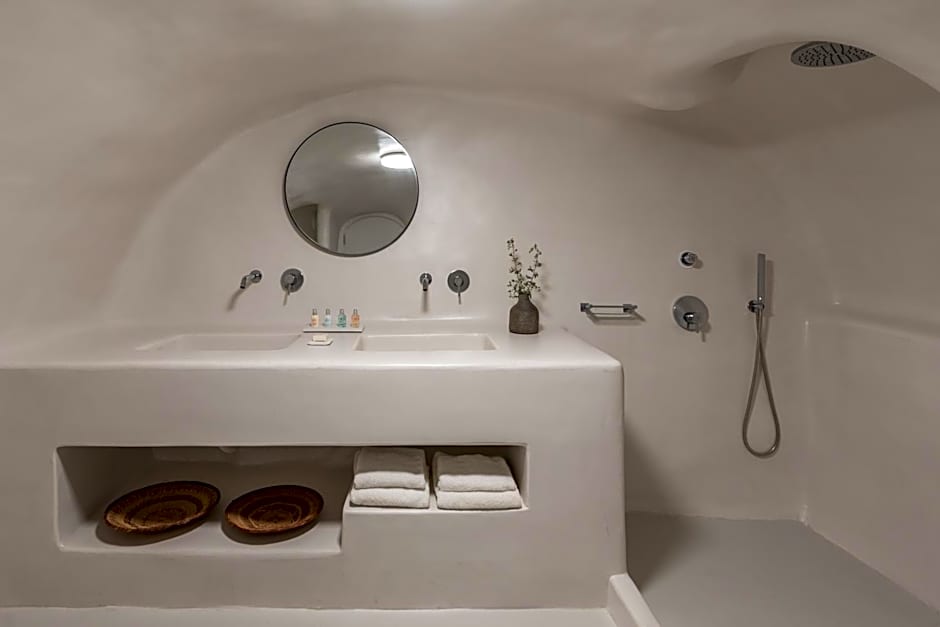 Aspaki by Art Maisons