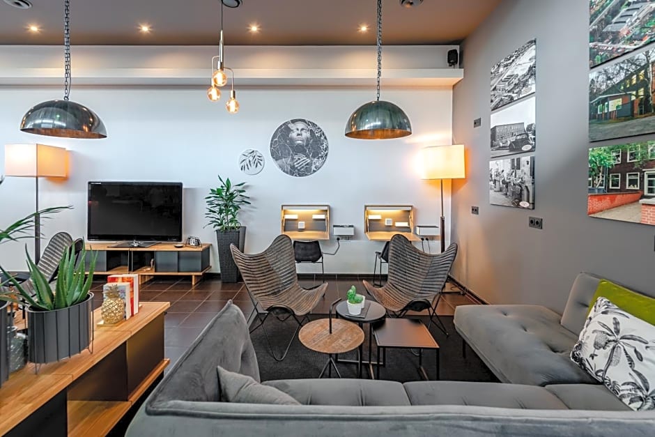 SleepinRoomz Boutique Hotel