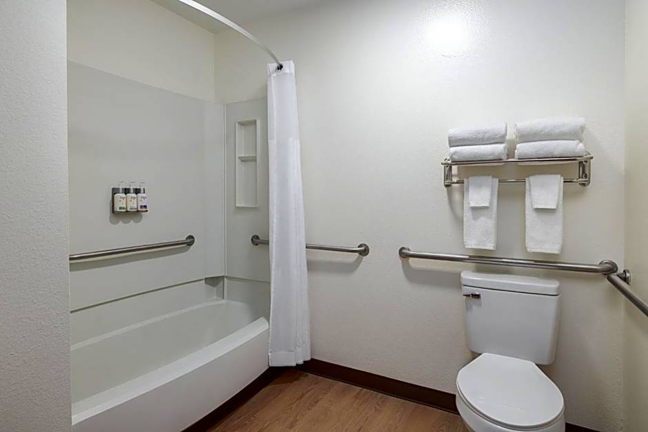 Garner Hotel Missoula Southwest by IHG
