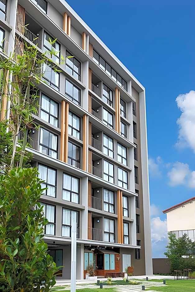 Madera Residence Sriracha