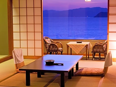 Japanese-Style Deluxe Room with Sea View - Non-Smoking
