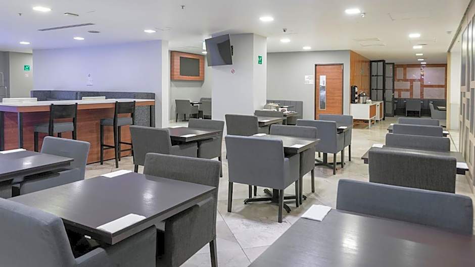 Holiday Inn Express Mexico Santa Fe By IHG