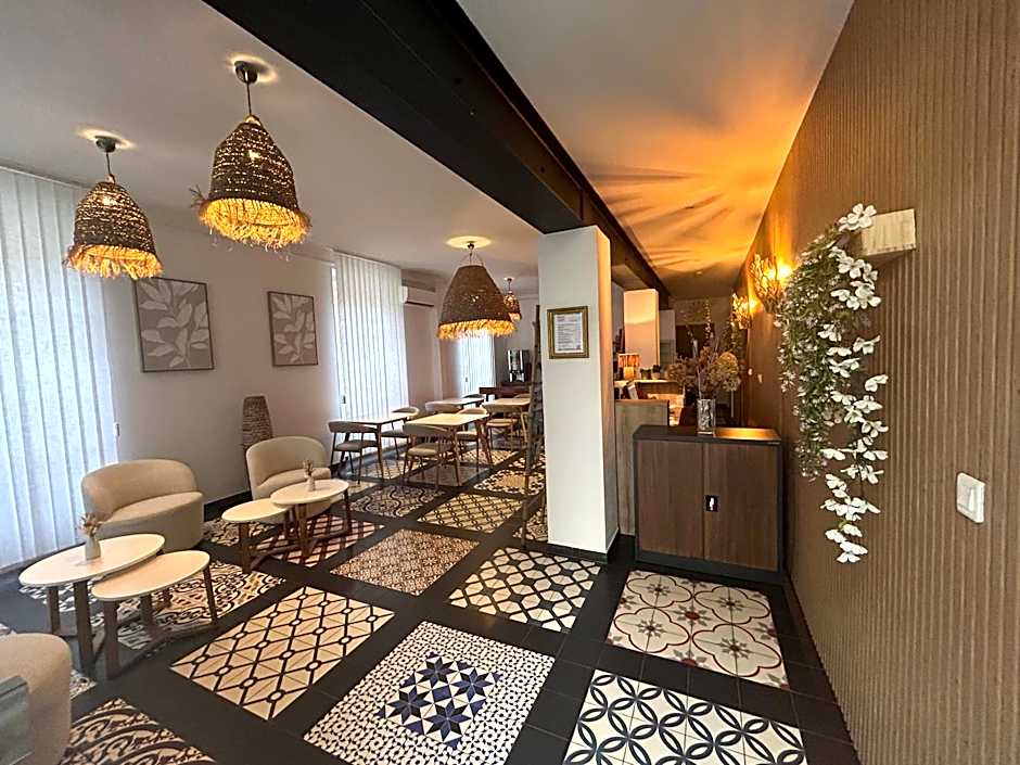 Hôtel Cecil Adults only