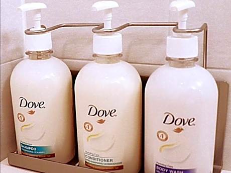 Premium Twin Room - Mid Floor/Non-Smoking