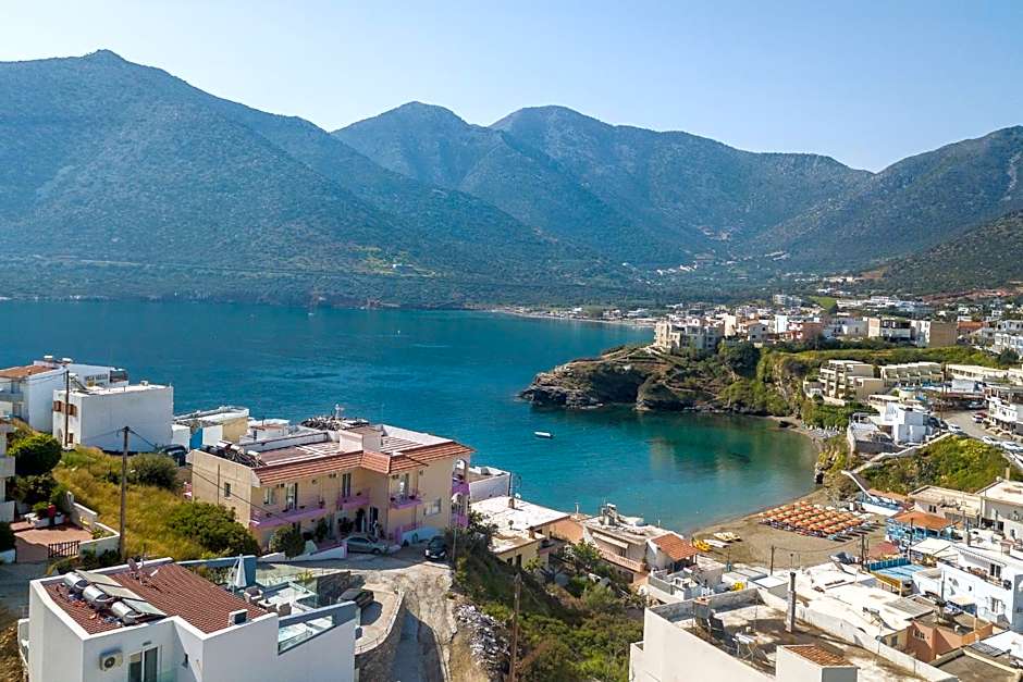 Akrogiali Apartments