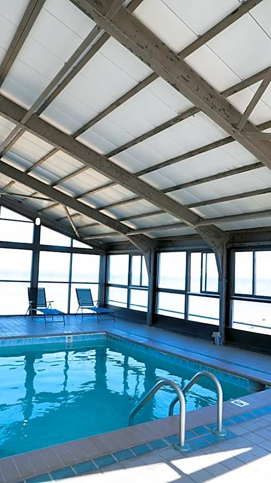 Sun & Sand Resort Oceanfront Suites