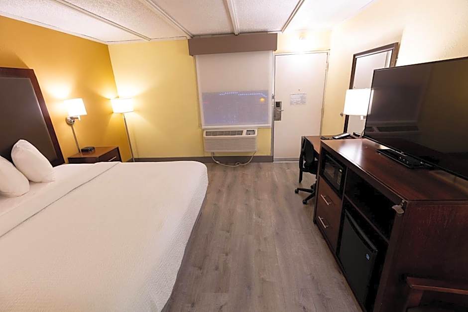 Kings House Motor Hotel, a Dazzler Select by Wyndham