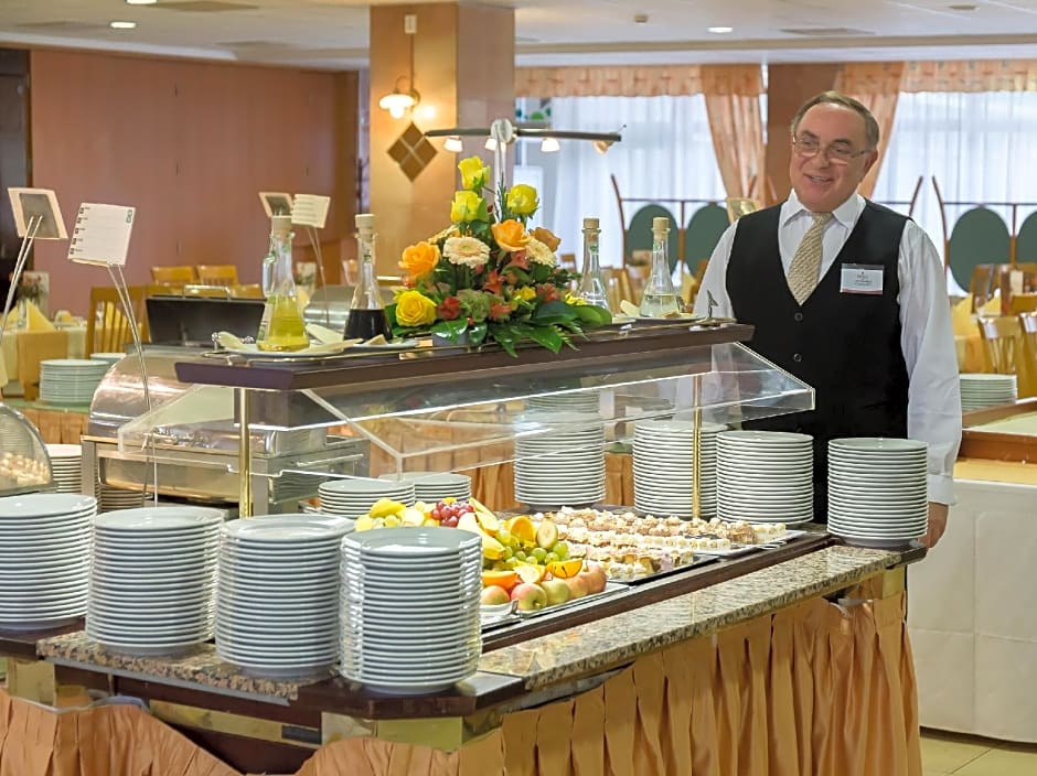 Hunguest Hotel Panorama