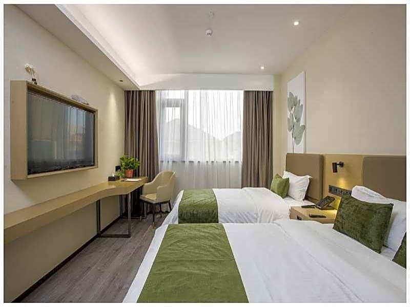 Green Tree Inn Express Yangzhou Wanda