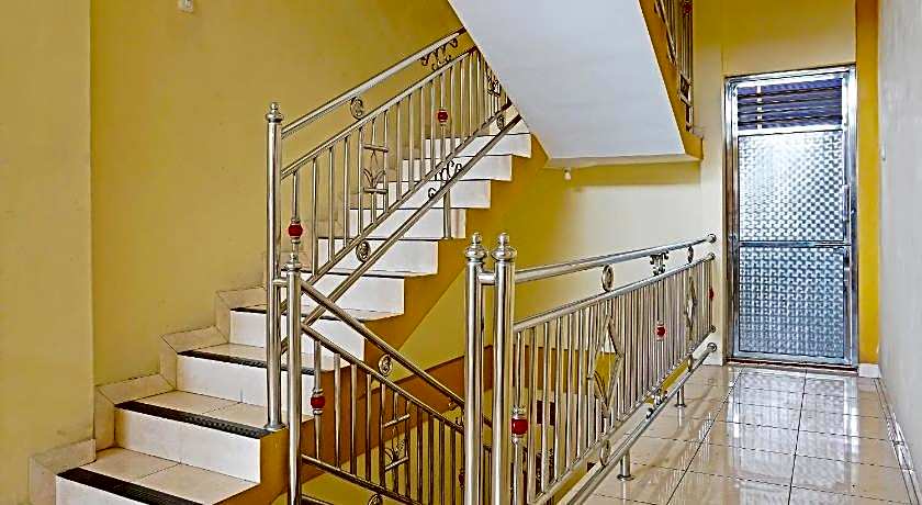 OYO 91580 Kost Bougenville Syariah