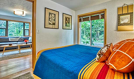 Studio with Garden View