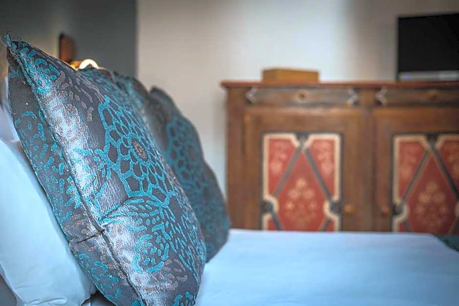 Hôtel De La Couronne