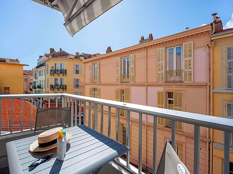 Ibis Styles Menton Centre