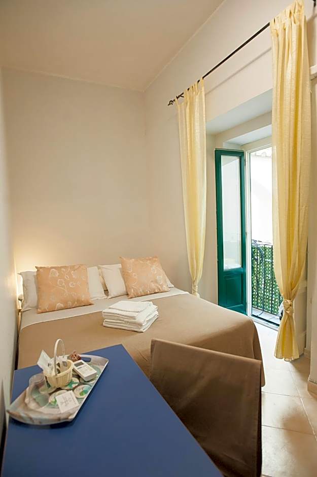 Monreal Rooms Salerno