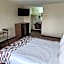 Red Roof Inn Byron
