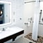 Hampton Inn & Suites Williamsport-Faxon Exit