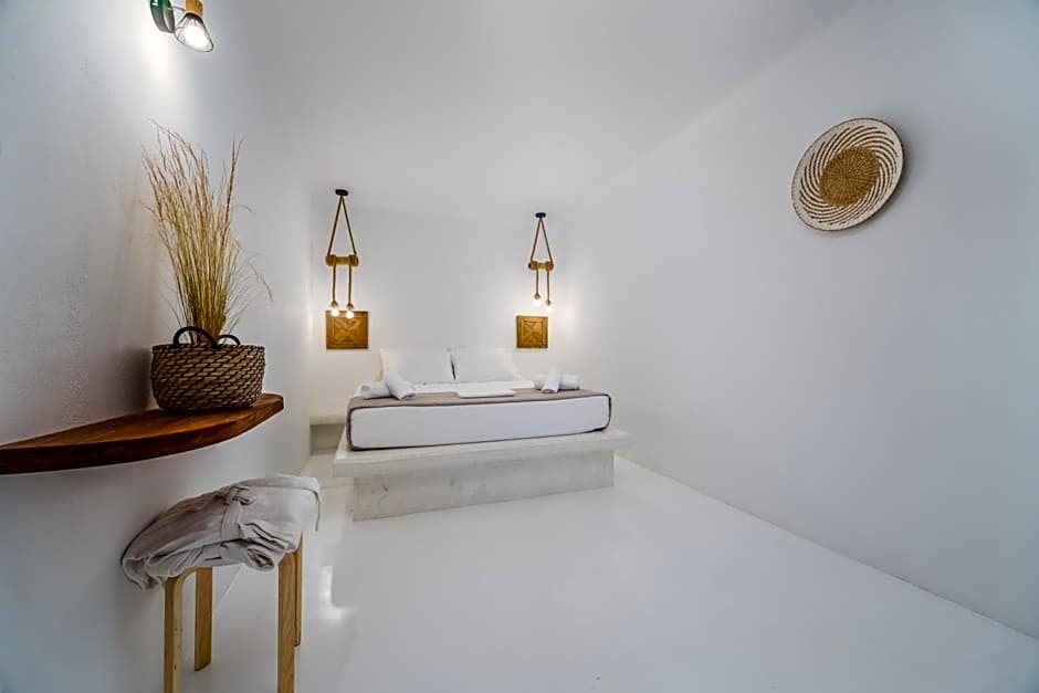 Amethyst Luxury Suites Oia