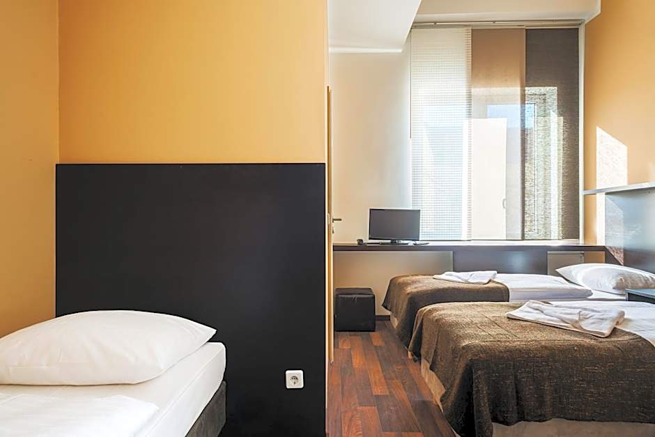 Photo 1 of 7 of Triple Room