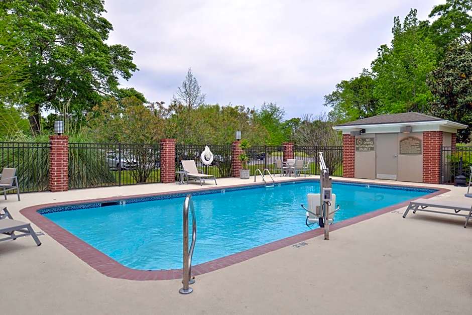 Holiday Inn Express Hotel & Suites Lafayette By IHG