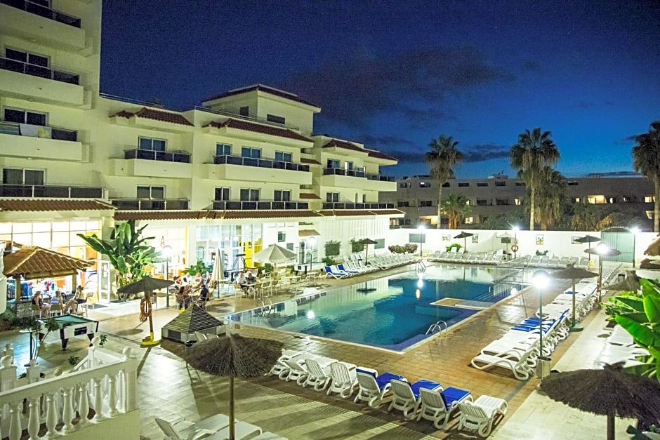 Apartamentos Oro Blanco