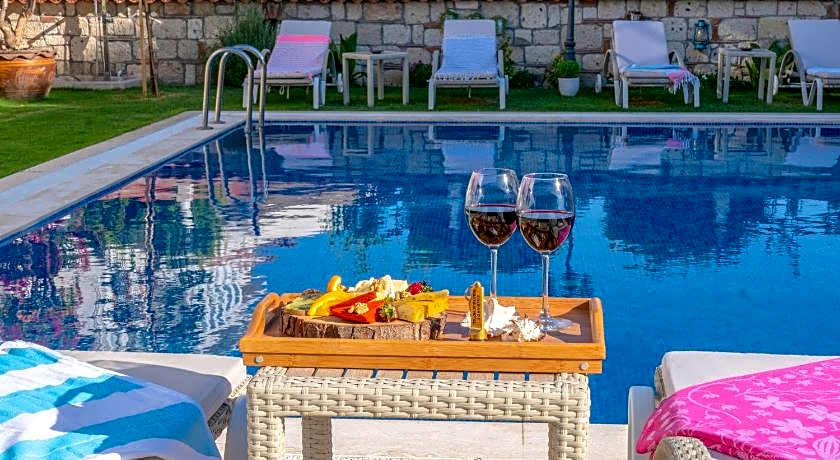 Salbakos Herakleia Boutique Hotel