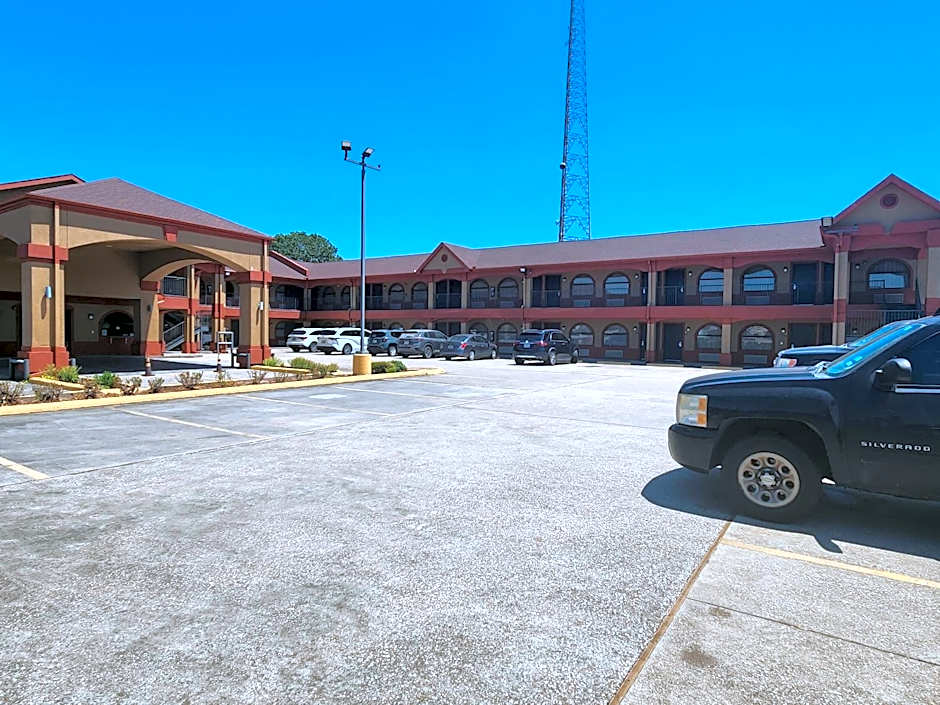 Scottish Inn and Suites Beaumont