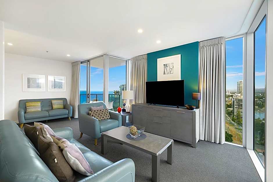 Artique Surfers Paradise - Official
