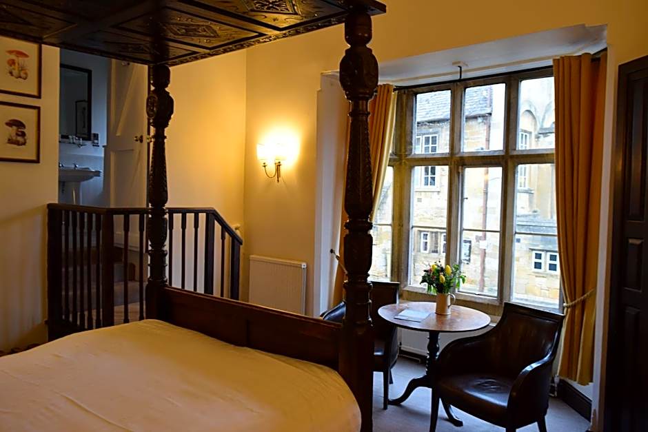 Noel Arms - "A Bespoke Hotel"