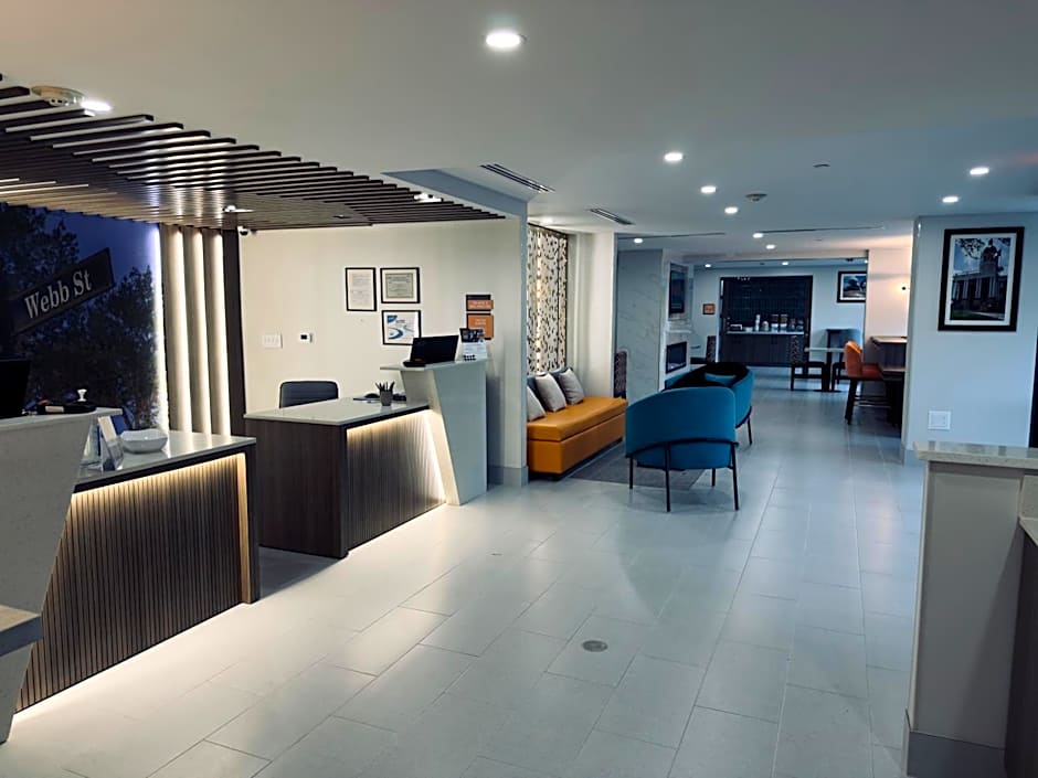 La Quinta Inn & Suites by Wyndham Atlanta Roswell