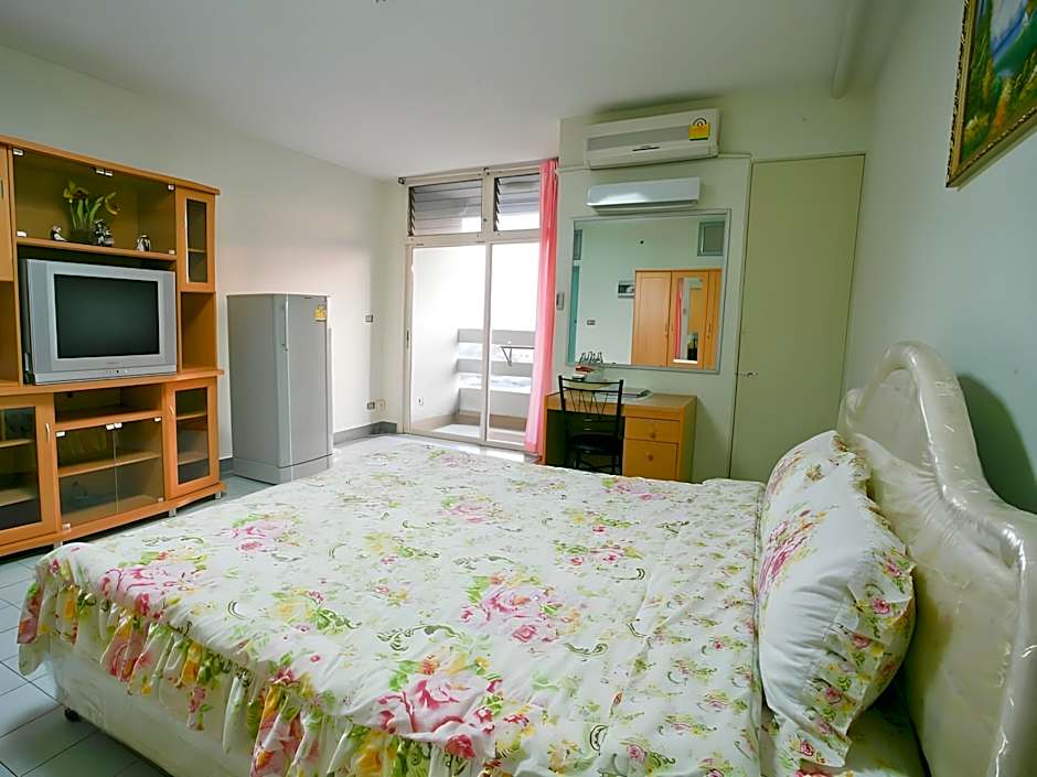 Aek Udon Apartment