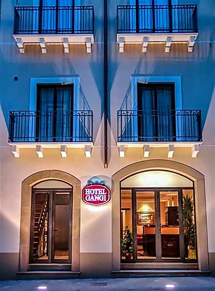 Hotel Gangi