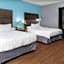 Tru by Hilton Manteca