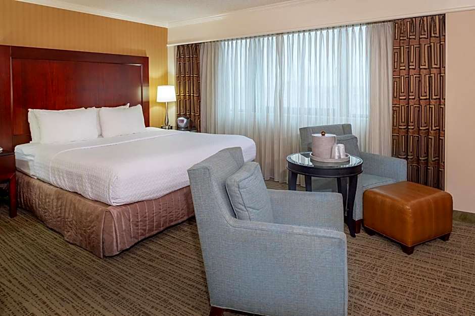 Crowne Plaza Hotel St. Louis Airport By IHG