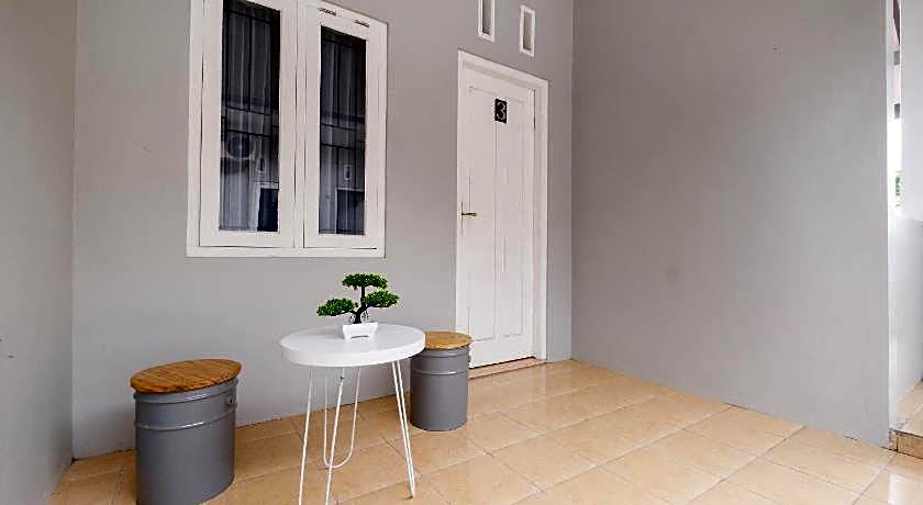 Hotel O Nareswari Guest House Syariah