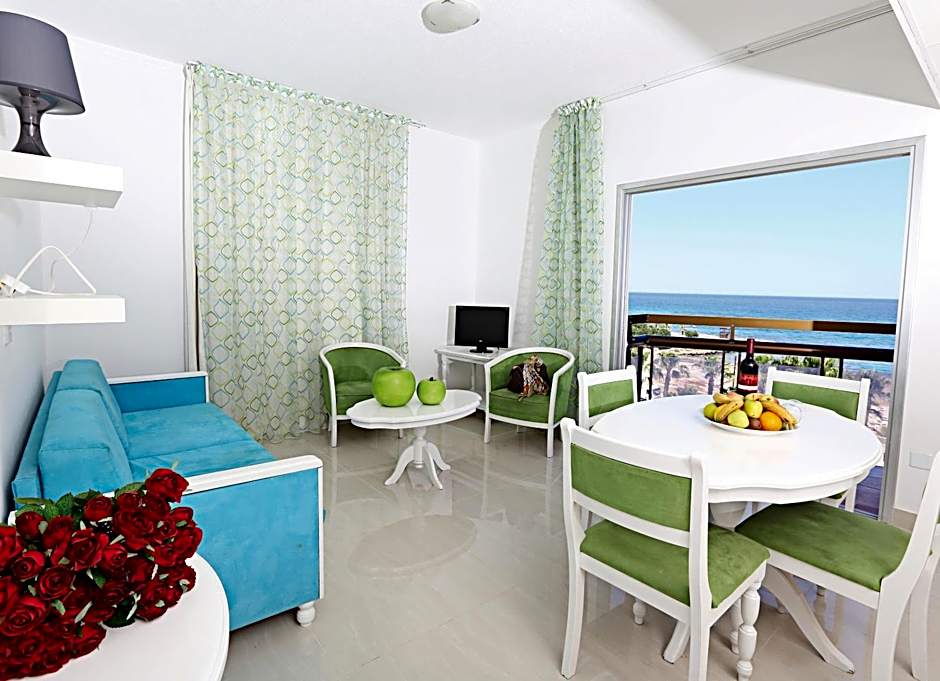 Marlita Beach Hotel Apartments