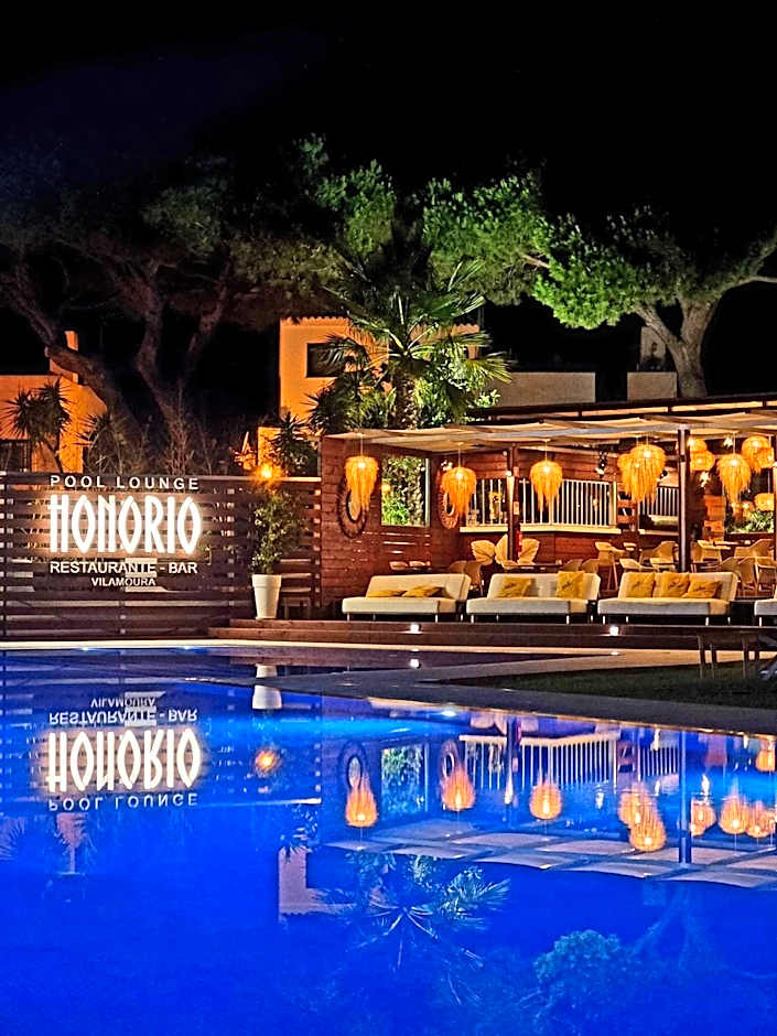 Apartamentos Honorio - Pool and Garden