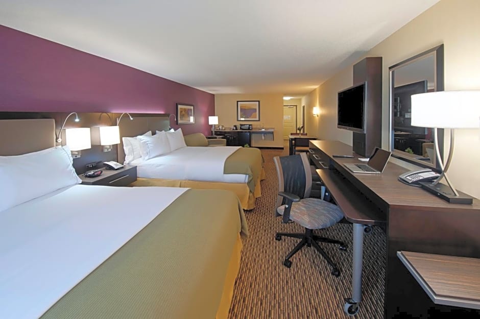 Holiday Inn Express Hotel & Suites Clearfield