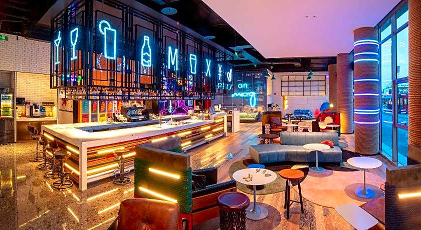 Moxy Ningbo Old Bund