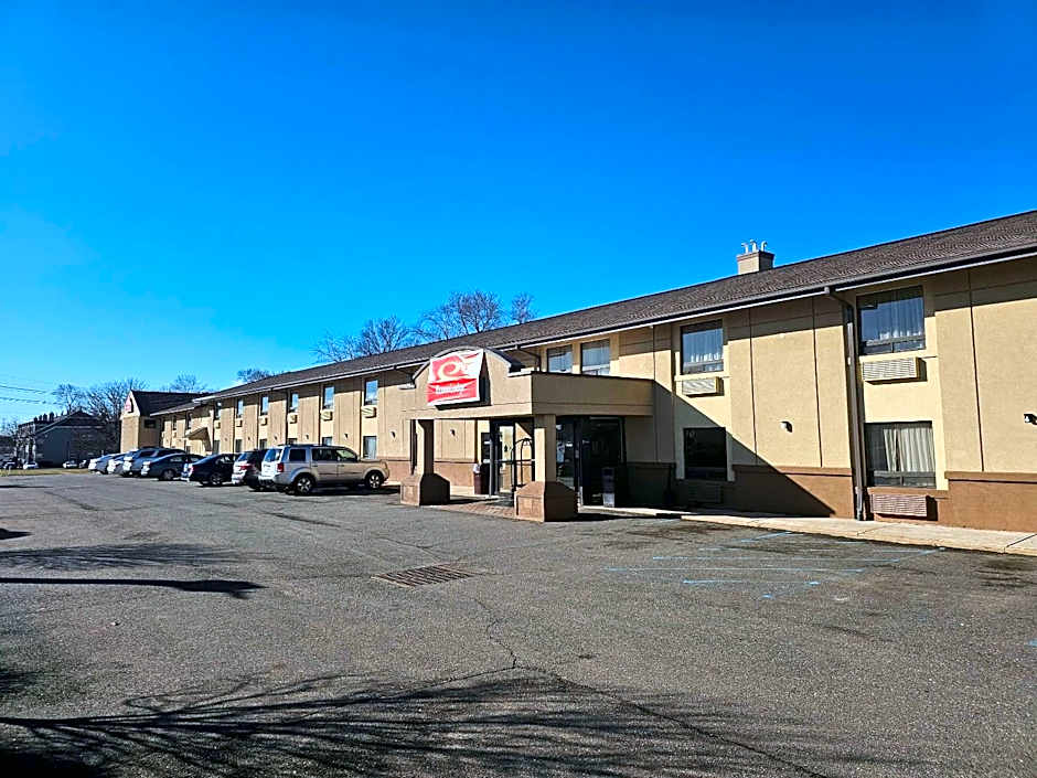 Econo Lodge Woodbridge