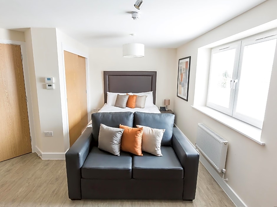 HOF Apartments Central Gate - Newbury