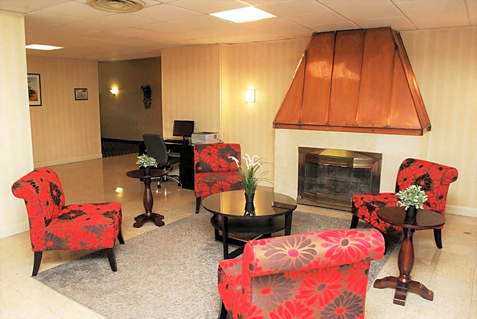 Ramada by Wyndham Triangle/Quantico